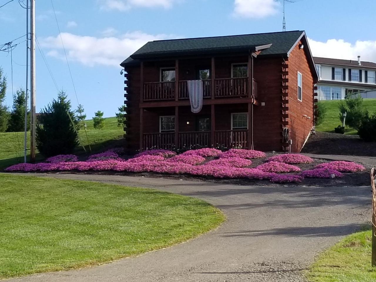 Amish Blessings Cabins Millersburg Exterior photo